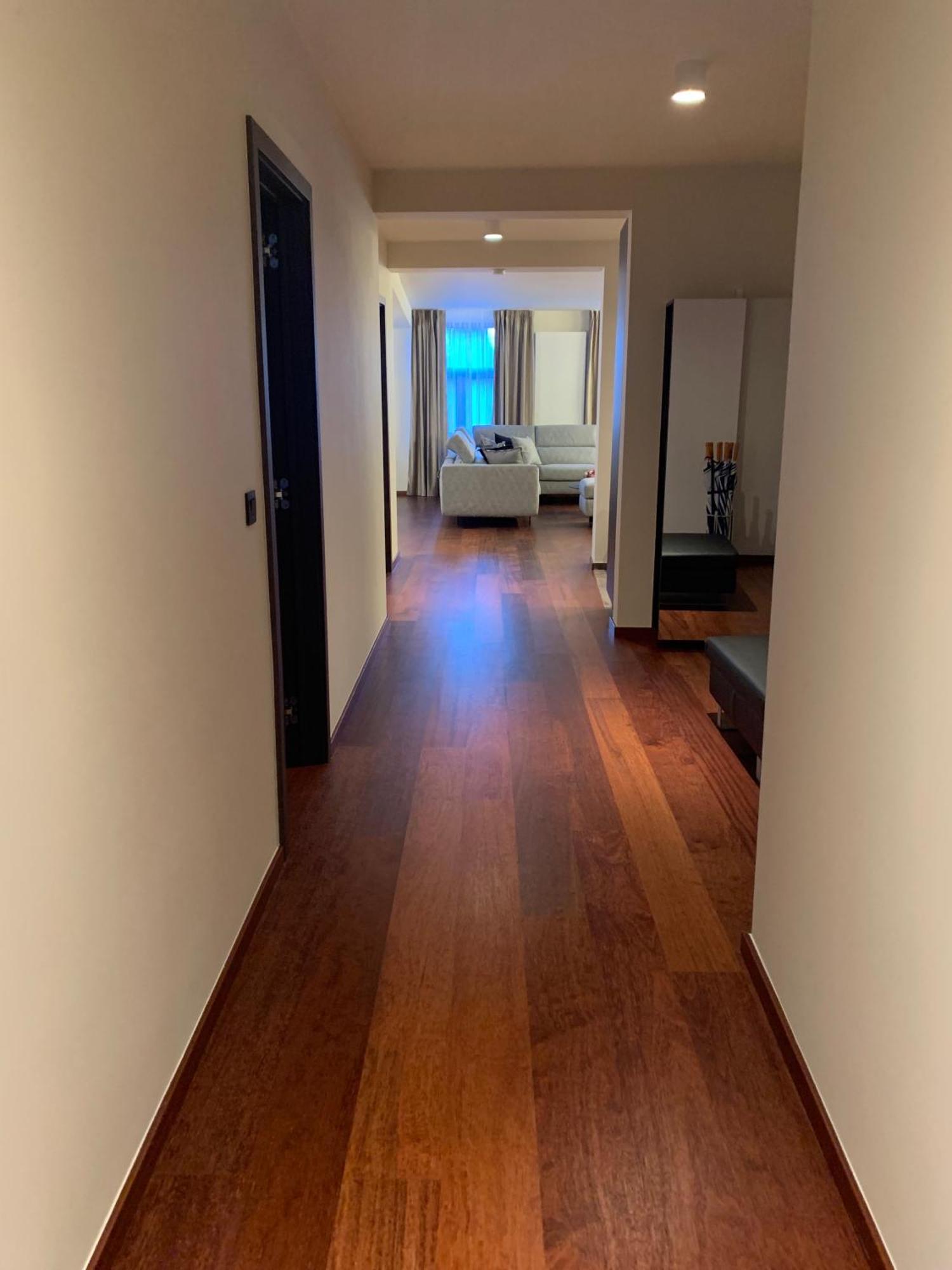 Botanique Suites Airbnb, Anversa Camera foto