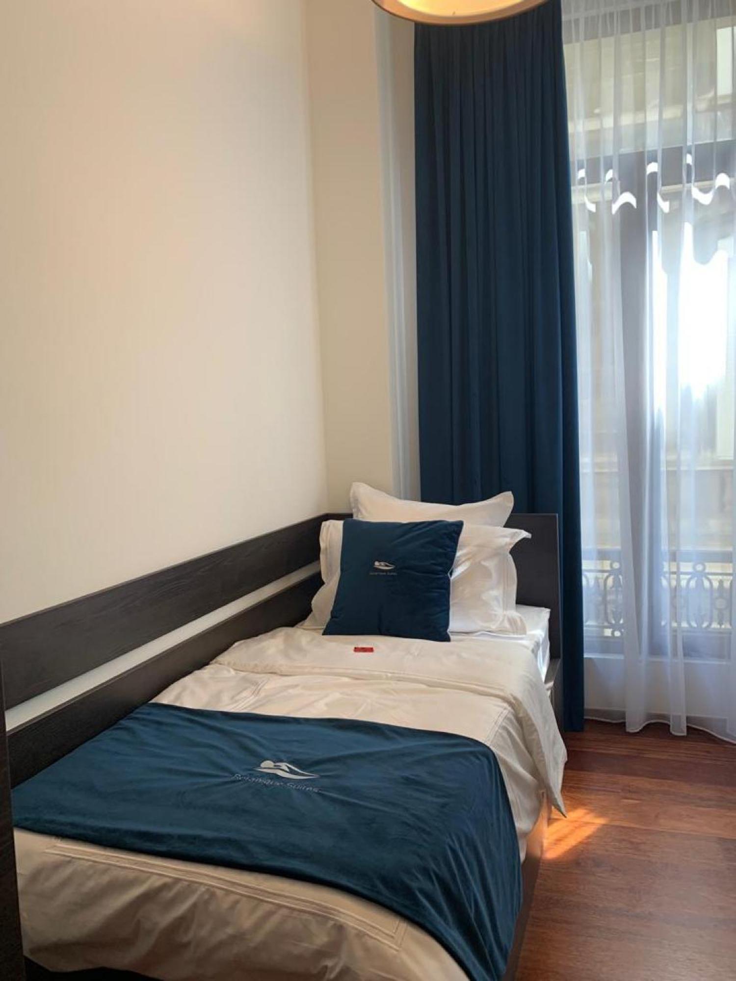 Botanique Suites Airbnb, Anversa Camera foto